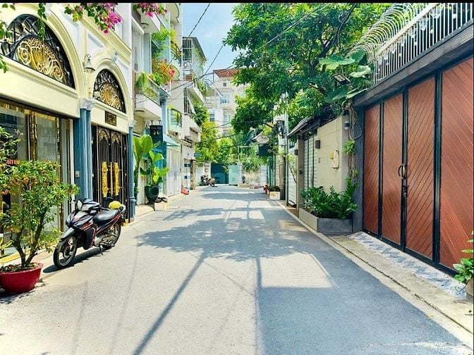 Bán Nhà 4m x 25m, 4 Tầng, Khu An Ninh, Thích Hợp Ở, CHDV, KS, VPCTY