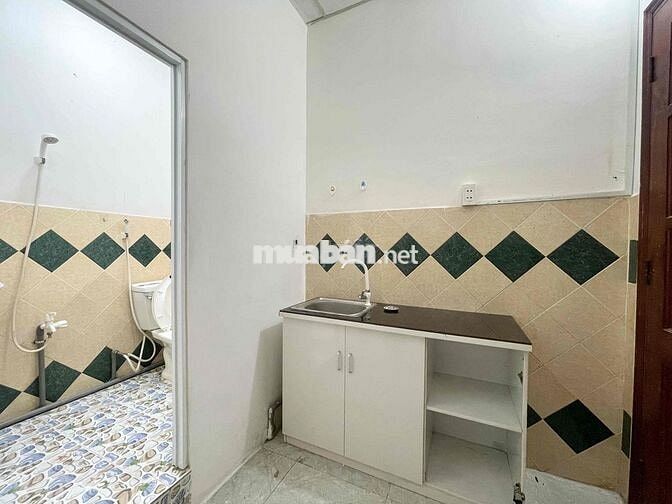 Phòng giá rẻ có máy lạnh tiện qua CVPM, Siêu thị Mega, Gò Vấp,...