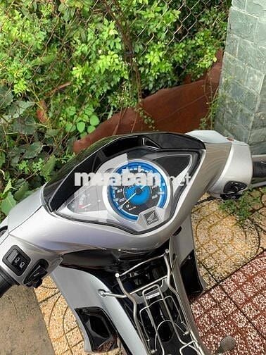 Honda Future Fi 2012 Bạc
