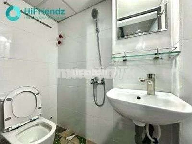 CHO THUÊ PHÒNG TRỌ QUẬN 10 - 3,3TR - GIỜ GIẤC TỰ DO