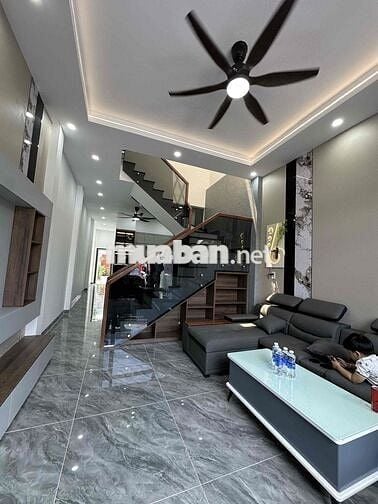 BÁN NHÀ 1trêt 1 lầu PHƯỜNG PHÚ HOÀ TDM MỚI 100%