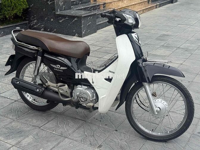 Honda Dream béo 2016 Đen, Trắng