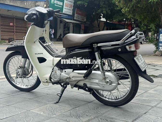 Honda Dream béo 2016 Đen, Trắng