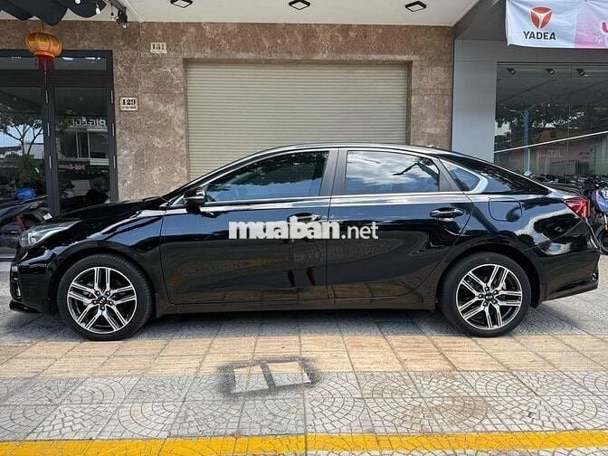Kia Cerato Luxury 1.6 2021 Số tự động Đen