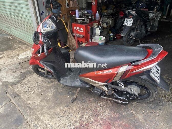 Yamaha Luvias 2010 màu Đỏ