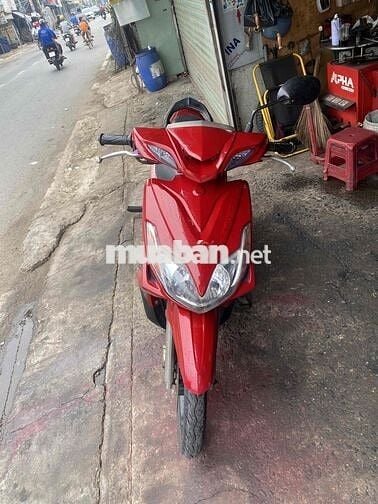 Yamaha Luvias 2010 màu Đỏ