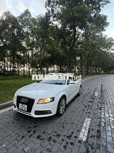 Audi A4 Trắng 5 chỗ dư dùng bán cho ai cần sử dụng