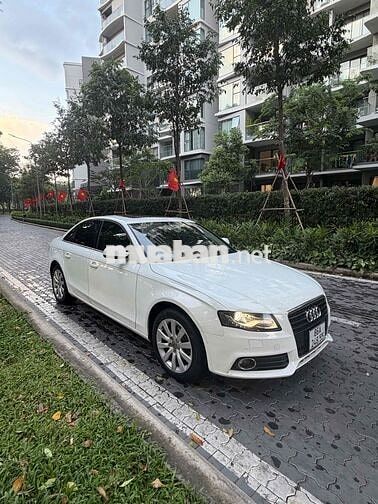 Audi A4 Trắng 5 chỗ dư dùng bán cho ai cần sử dụng