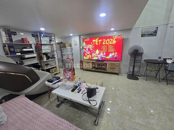 40 triệu !!! Nhà mặt tiền đường Pasteur, Phường Sài Gòn, TP.HCM