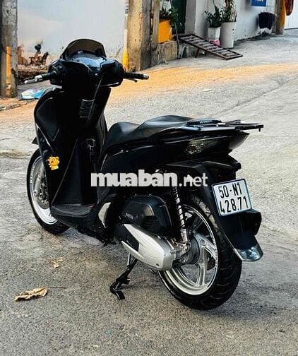 Honda SH 125i cuối 2017 Đen bóng bstp 9 chủ