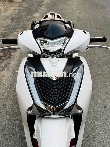 Honda SH 150i ABS Trắng 2019 bstp xe 1 chủ