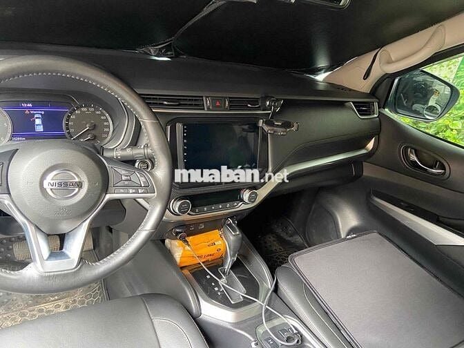 Nissan Navara VL 2024 Trắng 5 chỗ