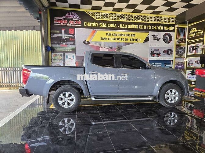 Nissan Navara EL 2017 Tự động Xám