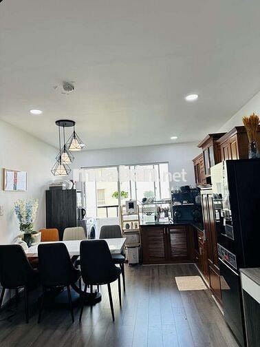 CHO THUÊ CHUNG CƯ QK7 DT 70M2 CÓ 2PN,2WC. LẦU 5, FULL NỘI THẤT CAO CẤP