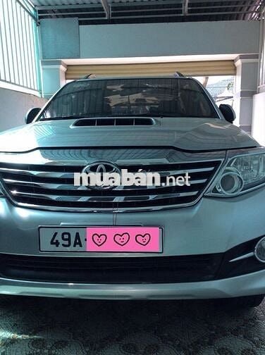 Toyota Fortuner 2016 Bạc gia đình chạy cẩn thận