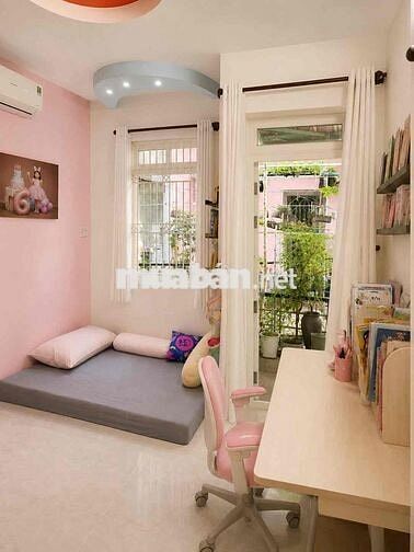 Bán nhà Gò Vấp, sát trường cấp 2, tặng full nội thất, nhà đẹp, nở hậu