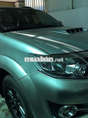 Toyota Fortuner 2016 Bạc gia đình chạy cẩn thận