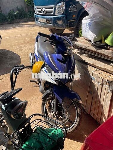 Yamaha Exciter 135 Xanh Trắng