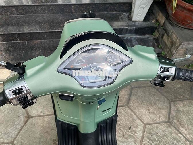 vespa print 125cc iget AbS (2017) odo 2000km bstp