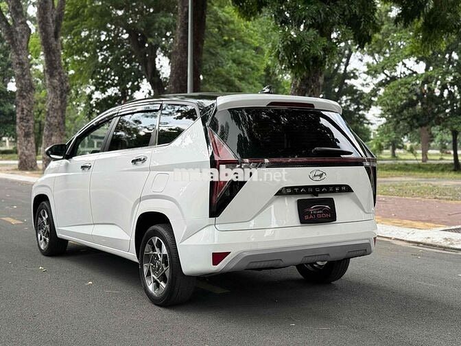 Hyundai Stargazer Đặc Biệt 2022 Trắng 7 chỗ