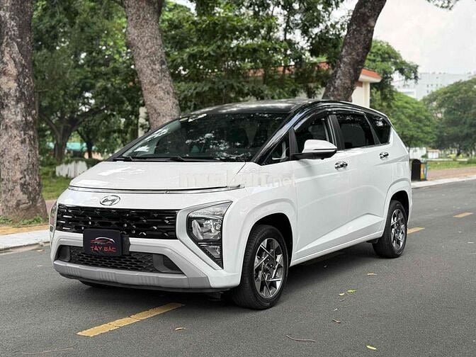 Hyundai Stargazer Đặc Biệt 2022 Trắng 7 chỗ