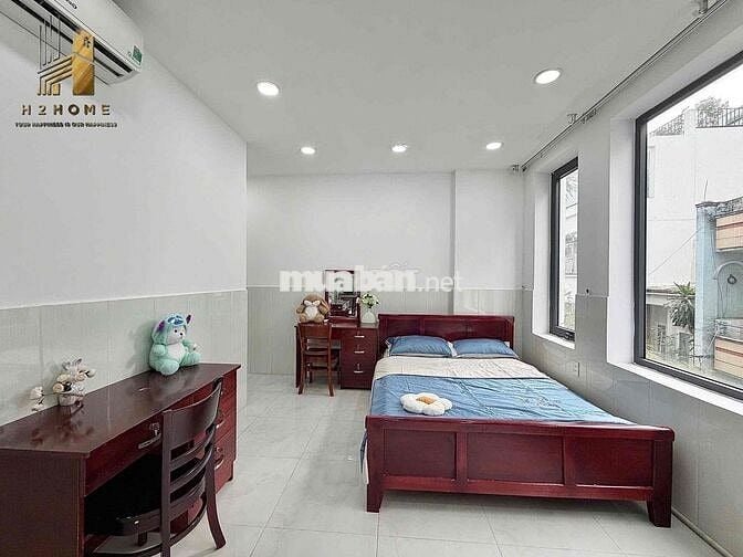 Cho thuê căn hộ full NT phường 11 quận 3 Gần công viên lê Thị Riêng