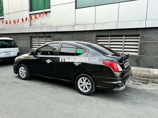 Nissan Sunny XV Premium 2019 Tự động Xám đen