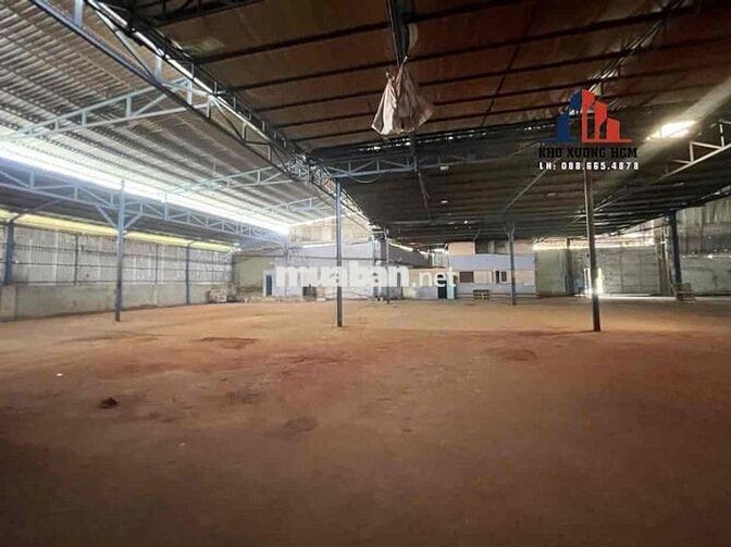 Cho Thuê Xưởng Quân 12 -  700m (cont 24/7)