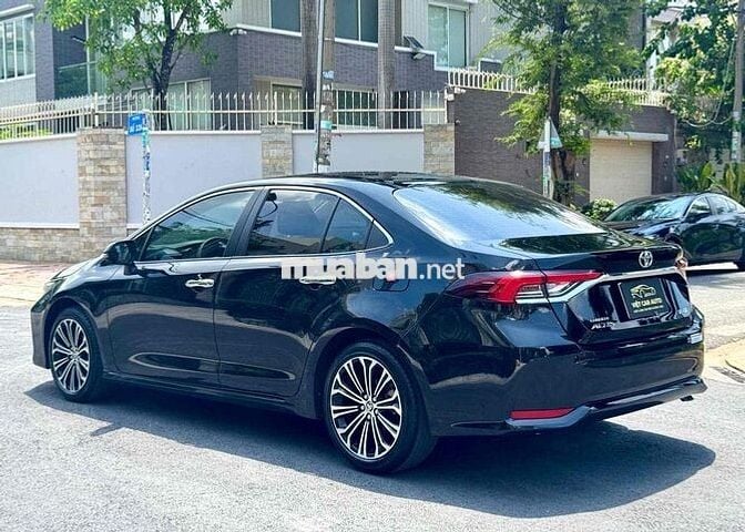 Corolla Altis 1.8V sx 2022 Model 2023. SIÊU LƯỚT