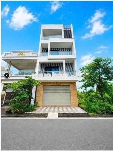 CHÍNH CHỦ BÁN NHÀ ĐẸP 4 TẦNG + TUM CÓ THANG MÁY - TT HÀNH CHÍNH HP