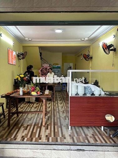 Bếp khôi bún bỏ, món huế tuyển phục vụ part time