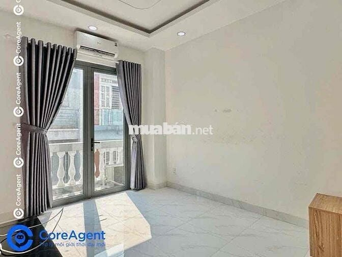 STUDIO - BAN CÔNG - 25M2 - MỚI 100% - NGUYỄN SƠN - VHU