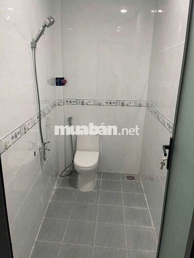 nhà mới 100% DT 4❌17 trệt 1lầu đúc suốt 2pn2wc hẻm ô tô khu 26/3 BHH