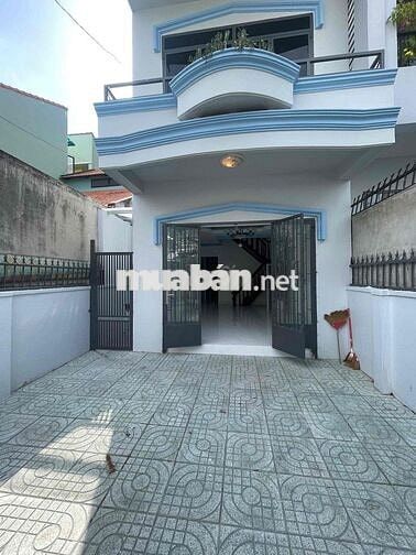 CHO THUÊ NHÀ MT ĐHT 22, 5x20m, 3pn, xe hơi đậu trong nhà, ĐHT, Q12