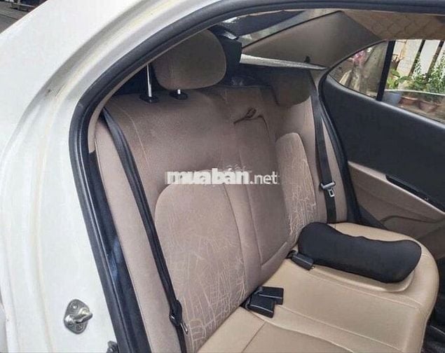 Hyundai i10 2021 Số sàn 19000 km Trắng