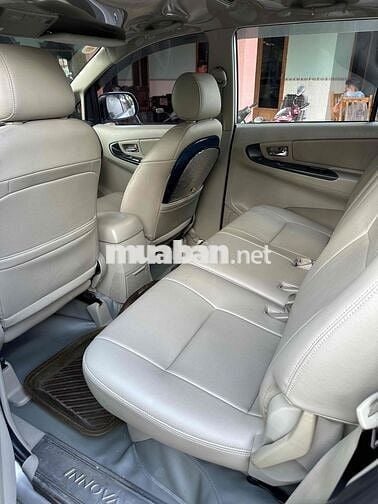 Toyota Innova E 2015 Số sàn Bạc