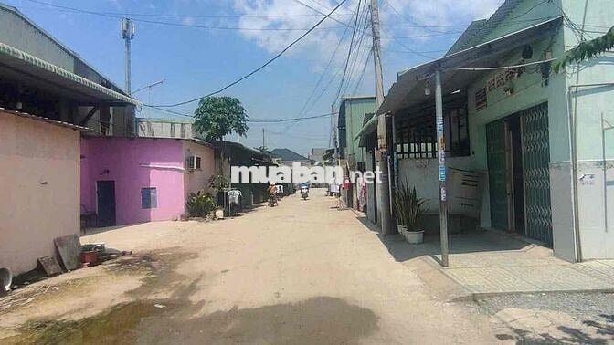 Ai có nhu cầu mua LH *** gặp chủ xem đất thương lượng giá luôn