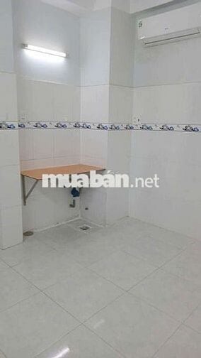 PHÒNG 2,4TR GÁC - WC RIÊNG 15m2