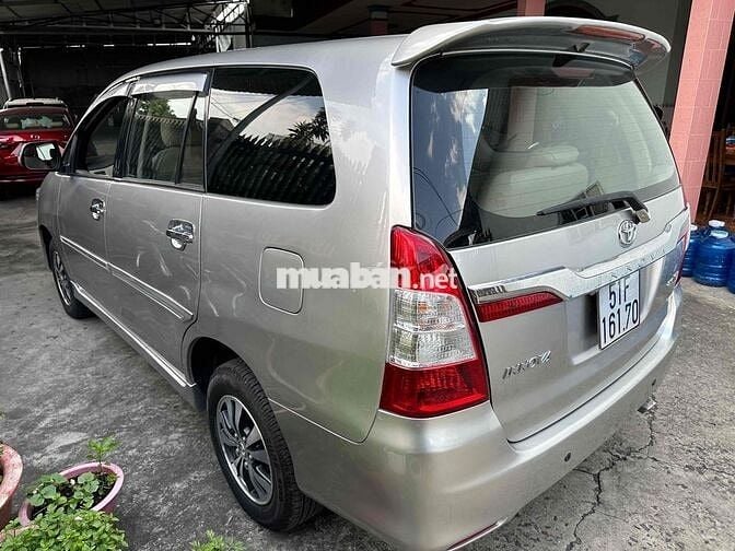 Toyota Innova E 2015 Số sàn Bạc