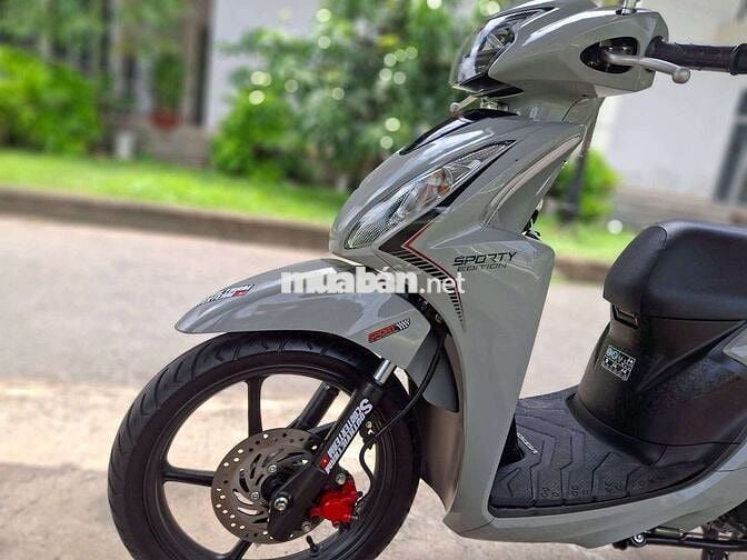 Honda Vision 2024 Xám xi măng