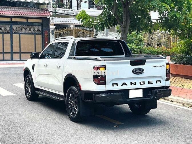 Wildtrak 2025 Lên Đủ Đồ Xe Lướt Bán Tại Hãng Ford