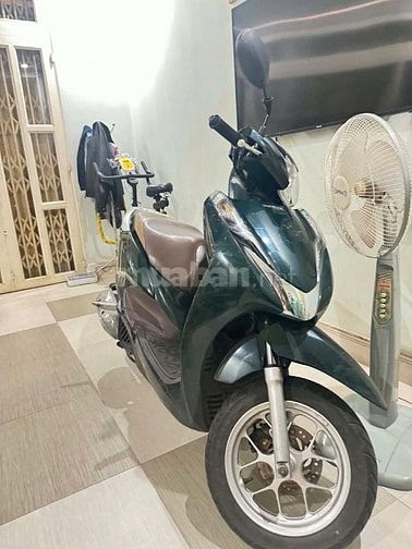Cần bán xe gia đình đang sử dụng tốt