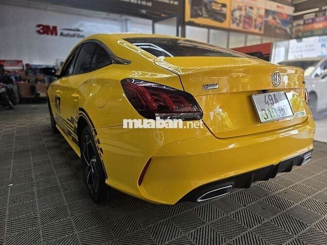 MG MG5 Luxury 2022 Vàng