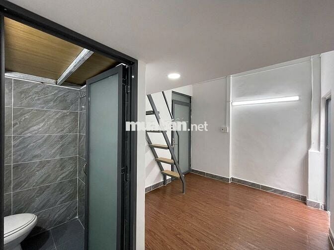 PHÒNG TRỌ GIÁ TỐT_DUPLEX BAN CÔNG_GÁC CAO 2M_GẦN SÂN BAY