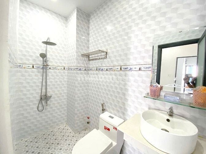 Bán nhà 2 lầu đường 5m Bùi Tư Toàn, Phường An Lạc, Quận Bình Tân
