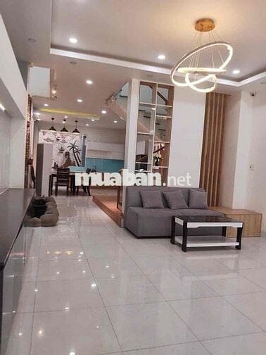 Cho thuê nhà ngay Hiệp thành 3, đường rộng, sân ô tô, Khu dân cư
