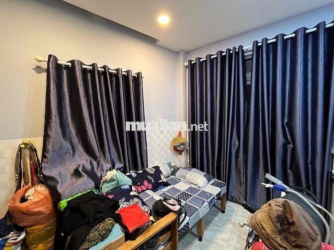 Cho Thuê nhà P14 Q8. phù hợp gd ở lâu dài