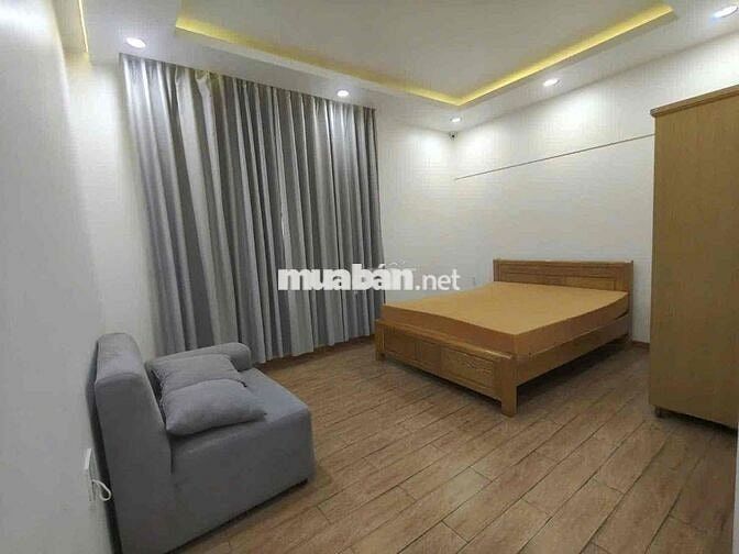 Cho thuê nhà ngay Hiệp thành 3, đường rộng, sân ô tô, Khu dân cư