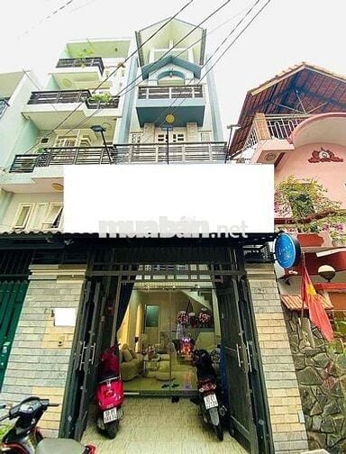 nhà nguyên căn dư 1 phòng có ban công giờ giấc tự do..