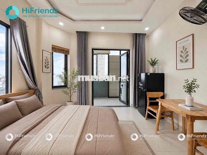 GIÁ ĐỘC QUYỀN , STUDIO TÁCH BẾP BAN CÔNG MỚI 100%